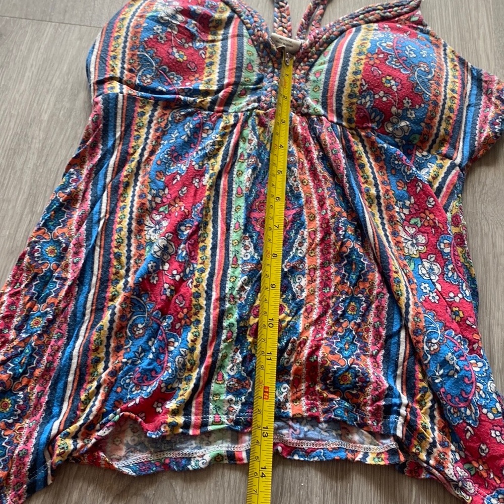 Patterned Tank Top - Picture 2 of 5